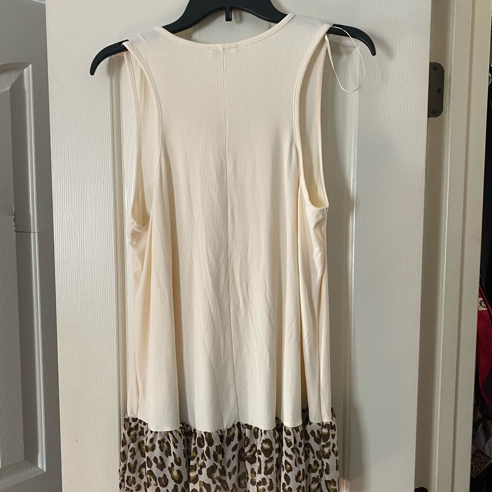 Brand new Umgee top